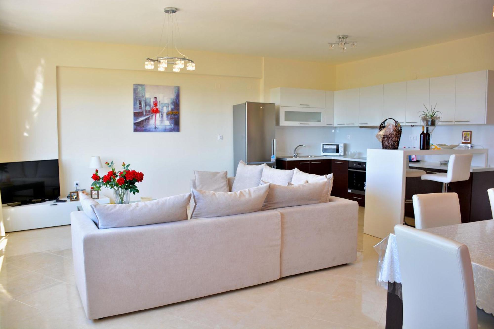 Luxury Suites In Stavromenos Buitenkant foto