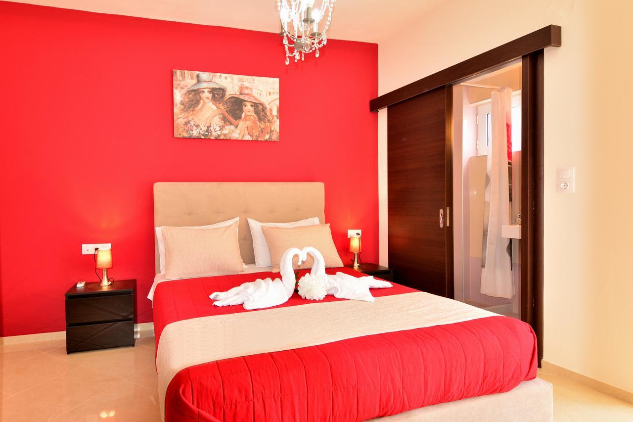 Luxury Suites In Stavromenos Buitenkant foto